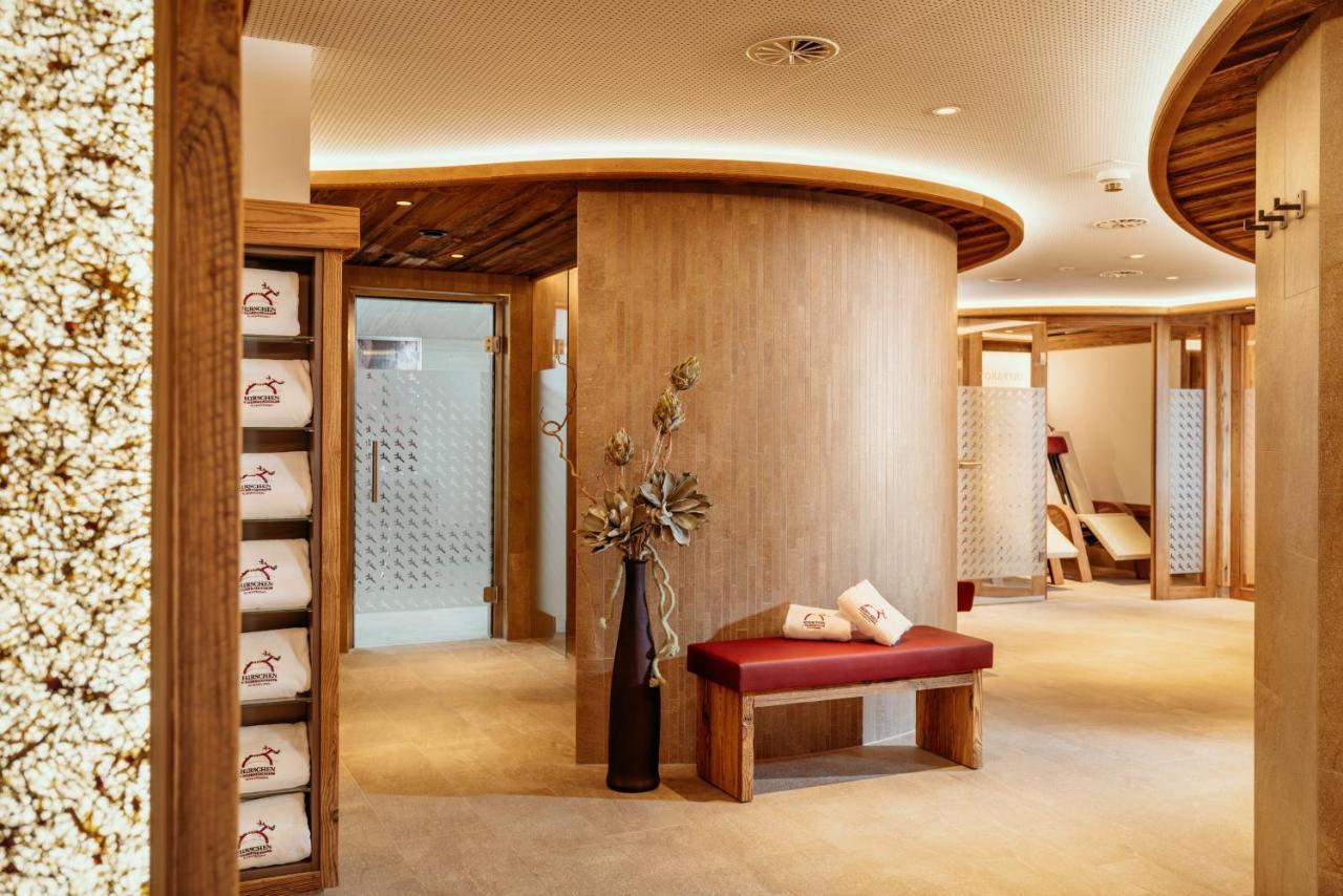 Hirschen Wohlfuehlhotel Schoppernau Bagian luar foto
