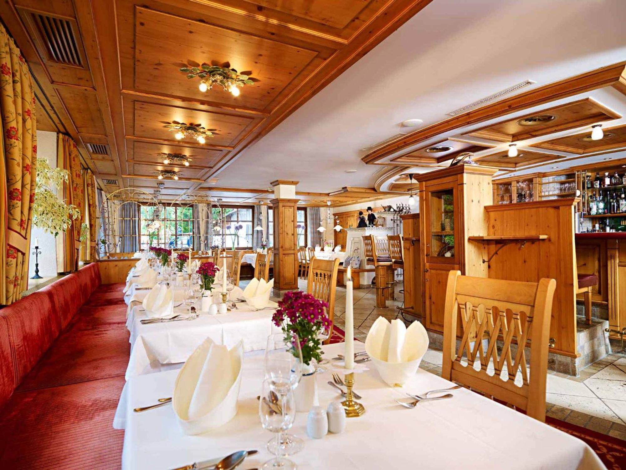 Hirschen Wohlfuehlhotel Schoppernau Bagian luar foto