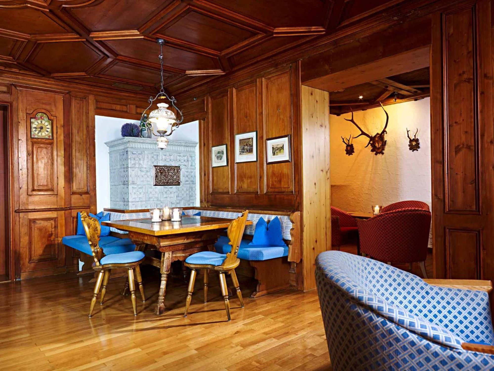 Hirschen Wohlfuehlhotel Schoppernau Bagian luar foto