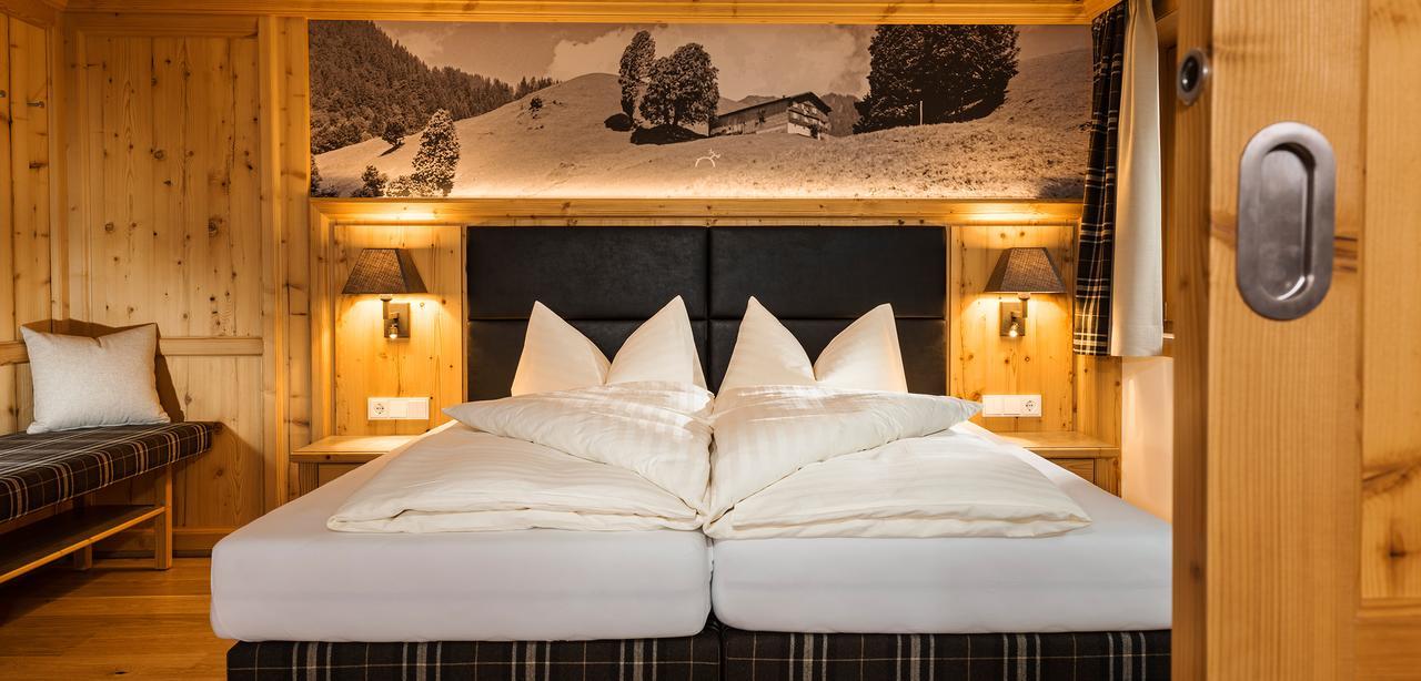Hirschen Wohlfuehlhotel Schoppernau Bagian luar foto